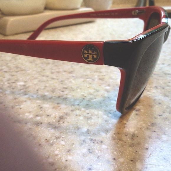 Tory Burch Sunglasses and Case - Picture 3 of 6